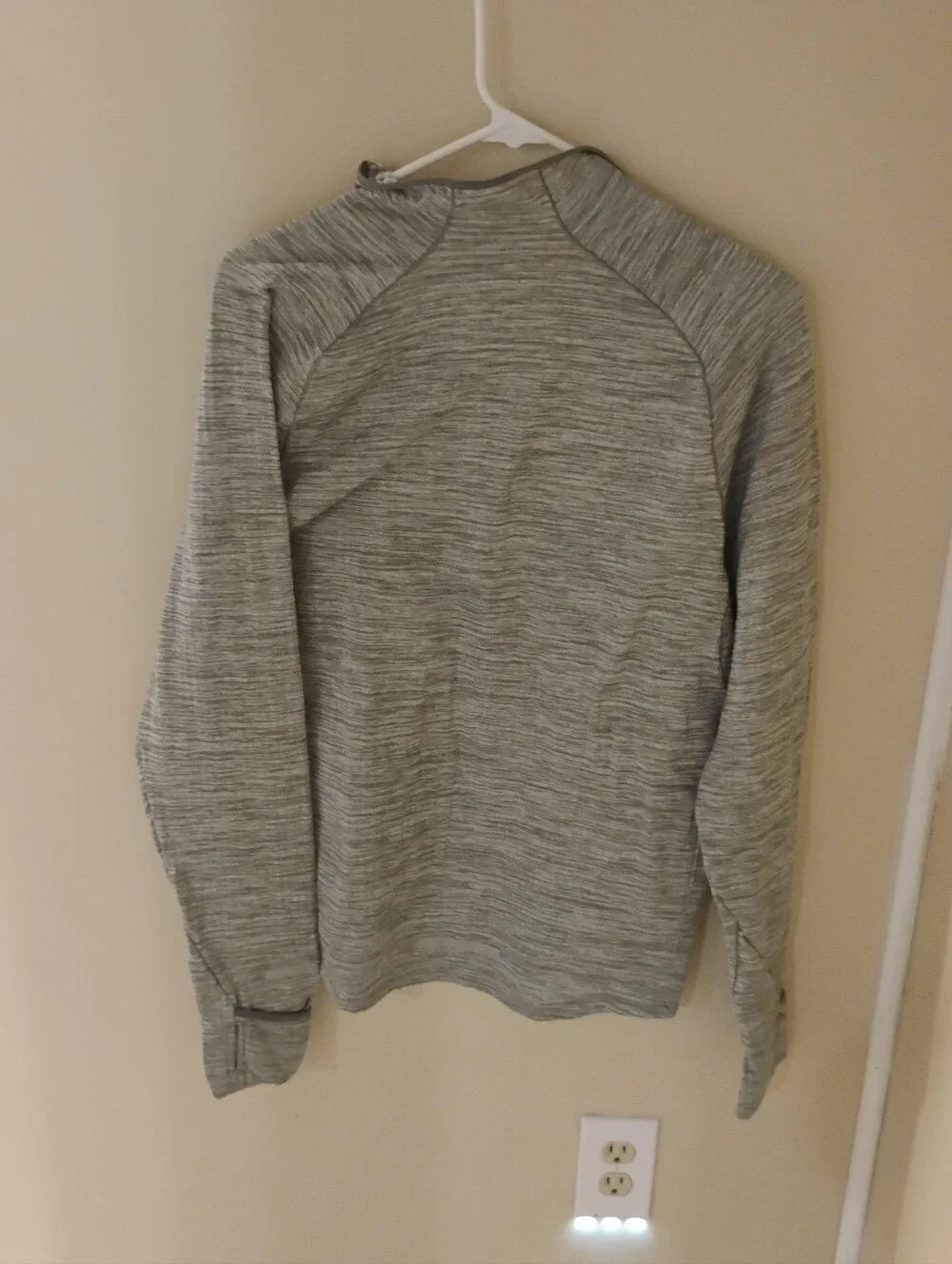 Nike Mens Gray Dri-Fit Sphere Element 1/2 Zip LS Running Top Sz S